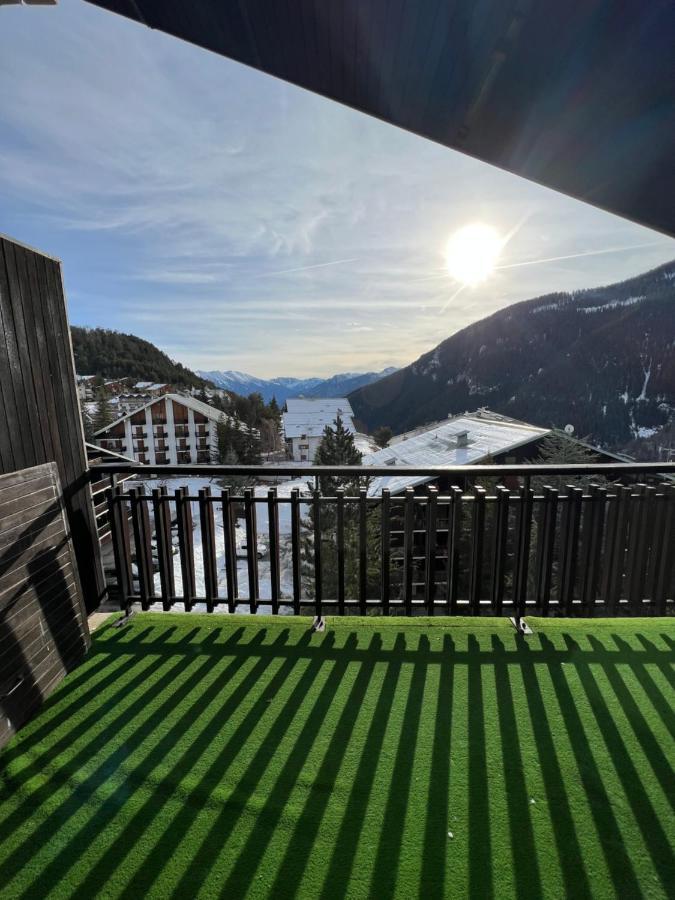 Auron Montain View Apartment Luaran gambar