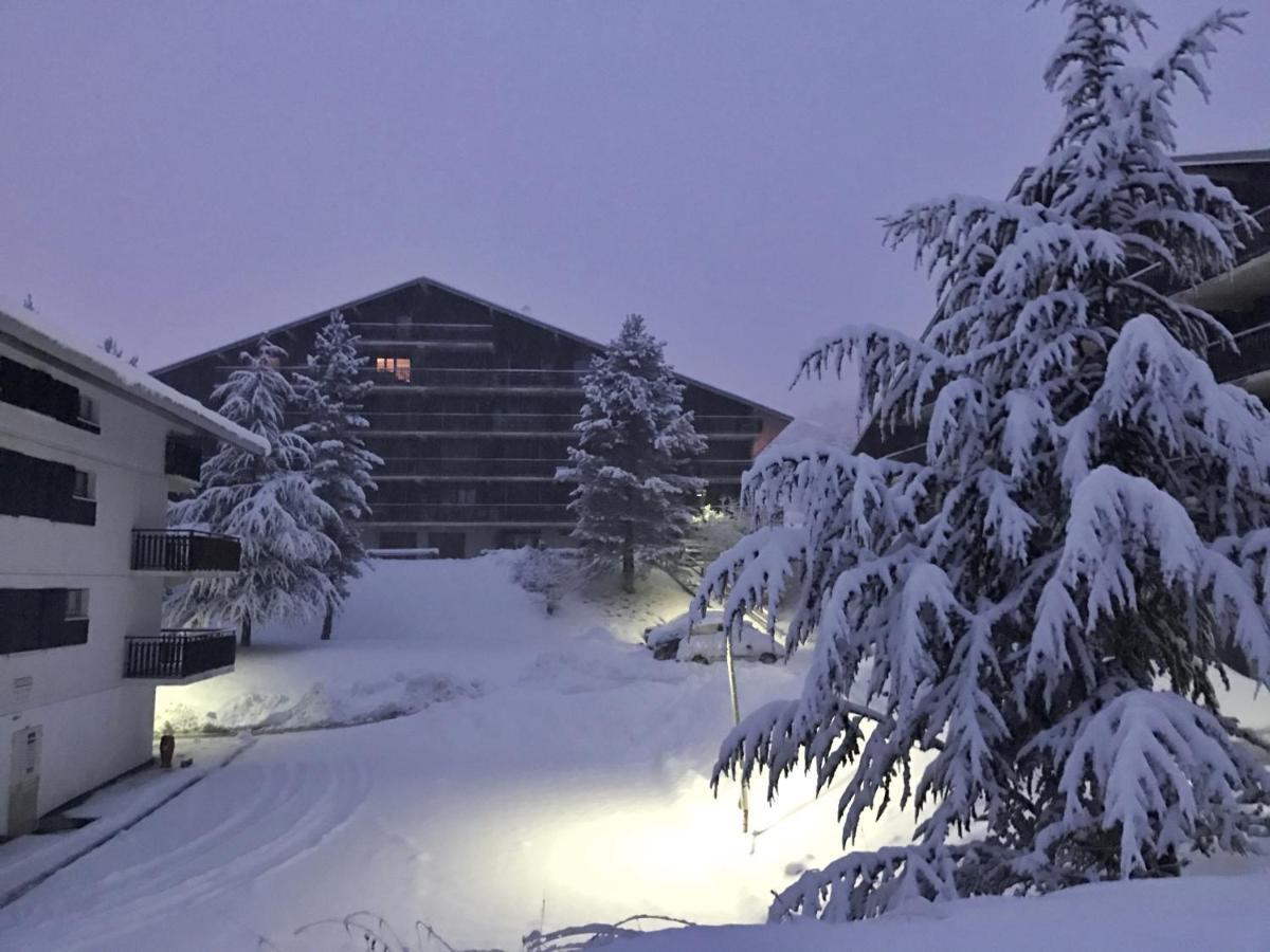 Auron Montain View Apartment Luaran gambar